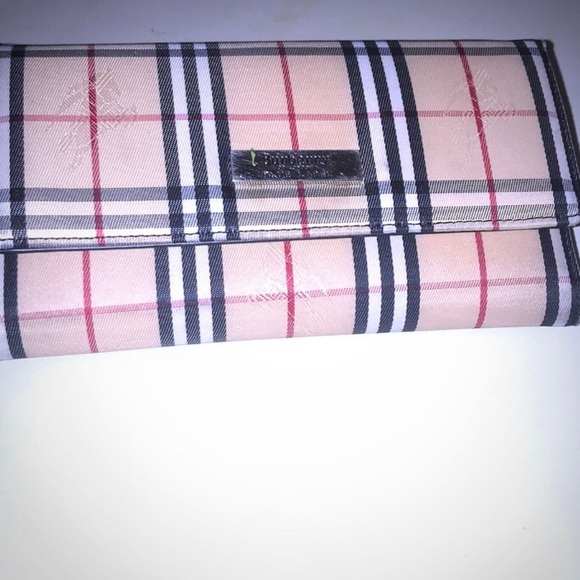 Authentic BurberryLondon blue label wallet. - Picture 2 of 7